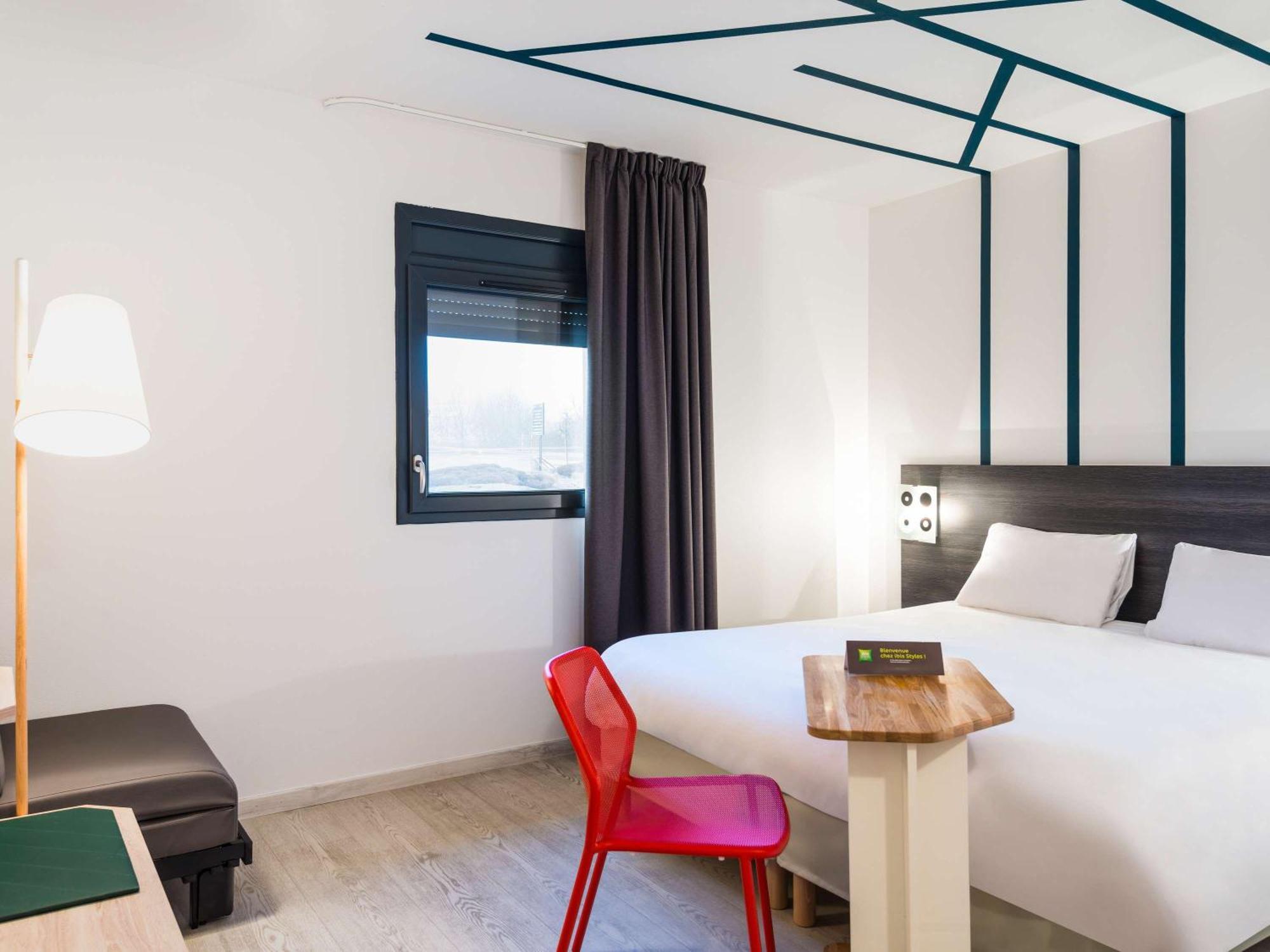 Ibis Styles Rouen Val De Reuil 3*