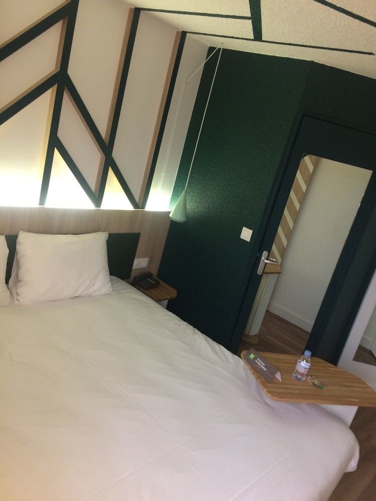 Hotel Ibis Styles Rouen Val De Reuil 3*