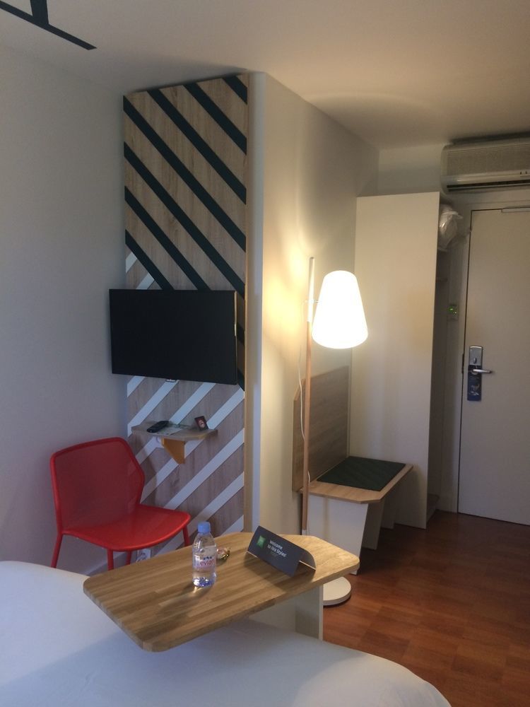 Hotel Ibis Styles Rouen Val De Reuil 3*