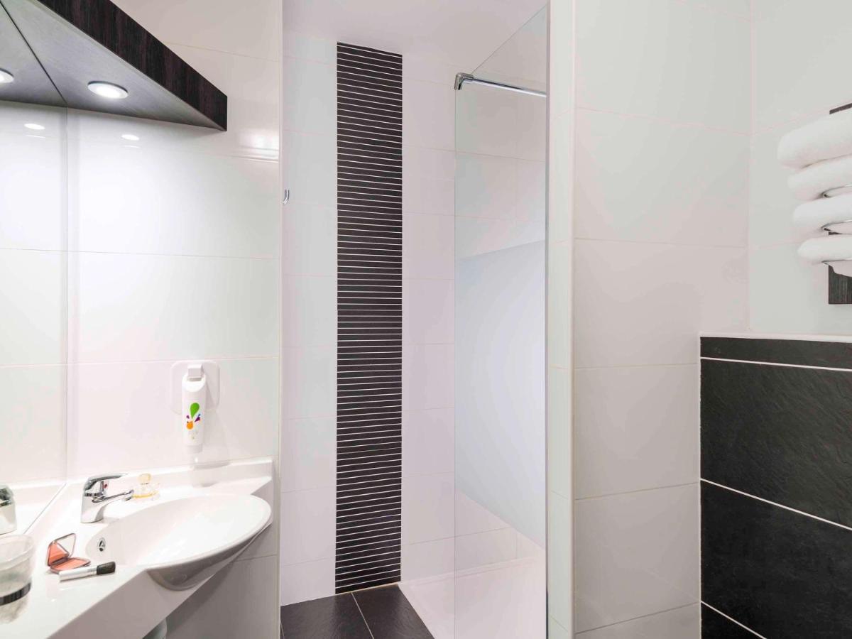 Hotel Ibis Styles Rouen Val De Reuil